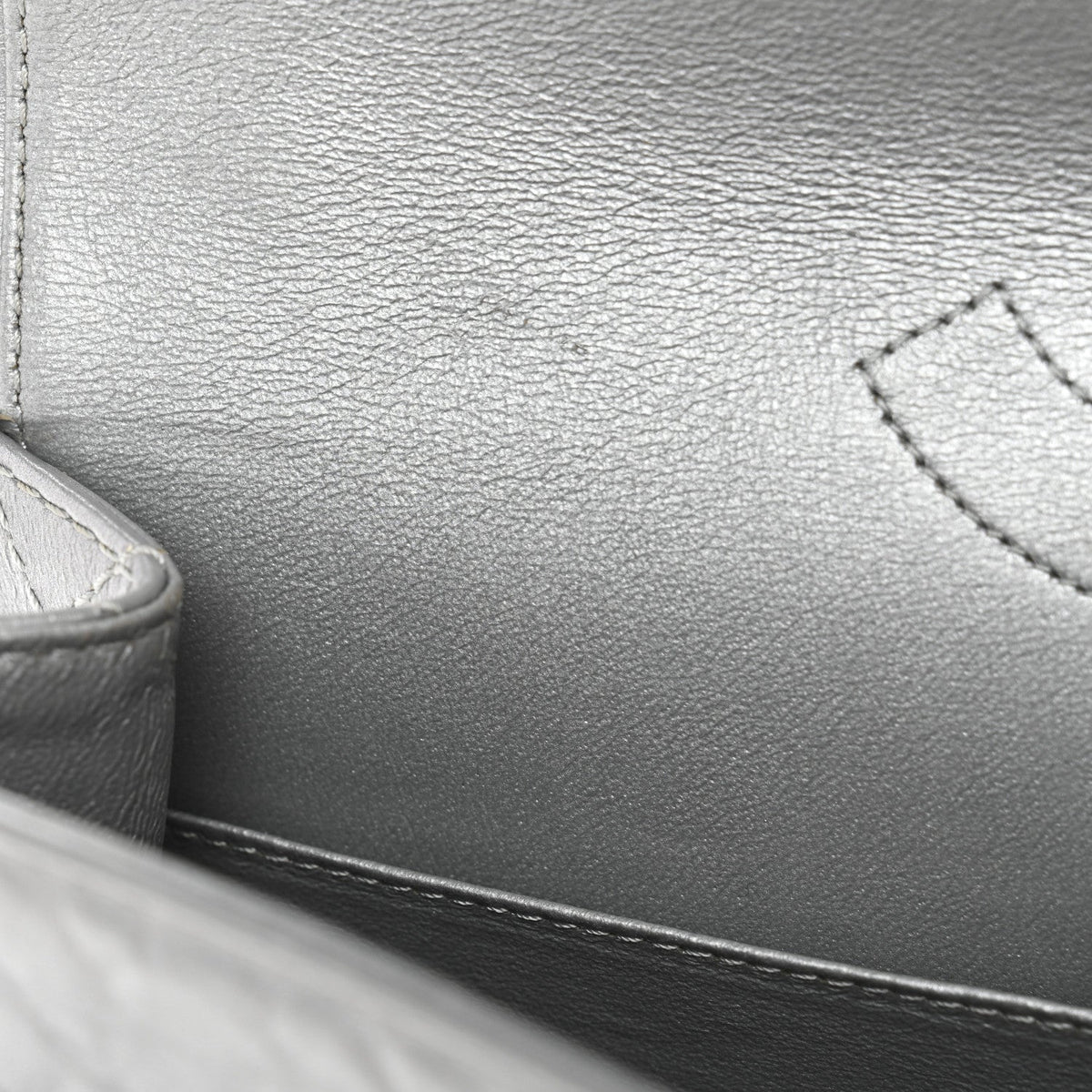Metallic Aged Calfskin Quilted 2.55 Reissue 226 Flap Silver