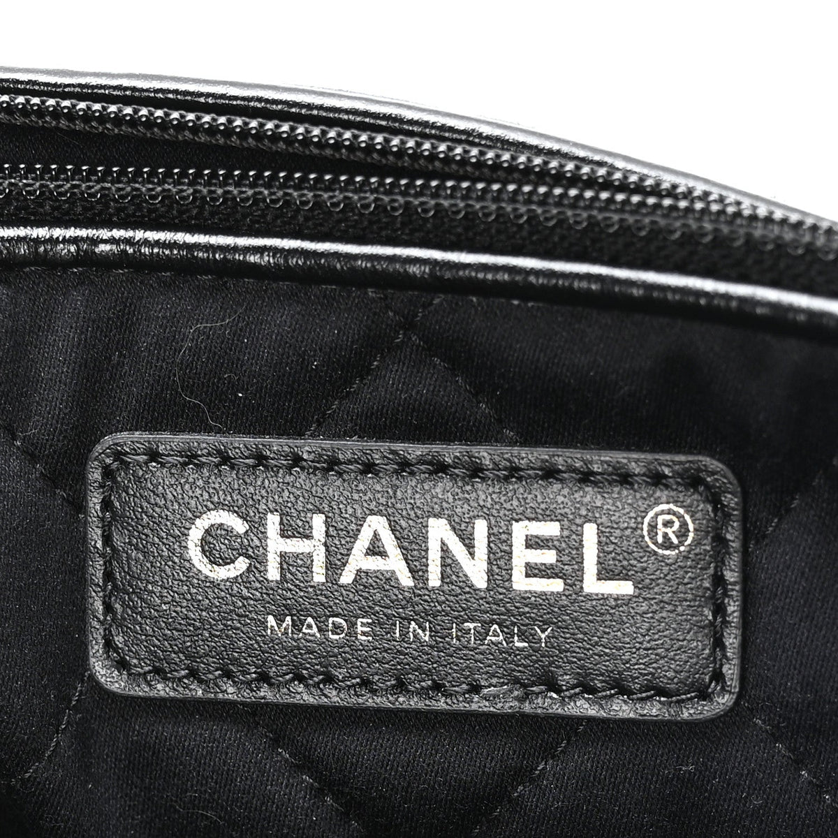 Shiny Calfskin Quilted Small Chanel 22 Black
