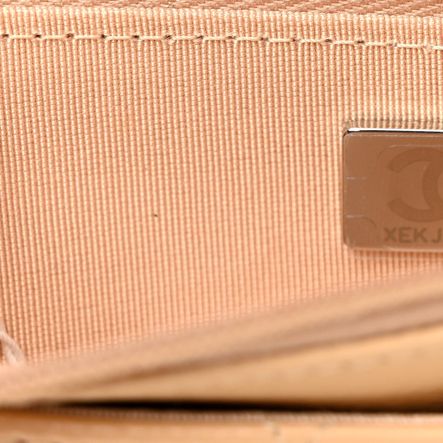 Caviar Quilted Wallet on Chain WOC Beige